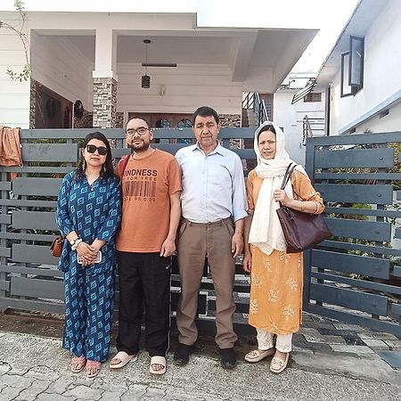 Janatha Homestay Kochi Eksteriør bilde