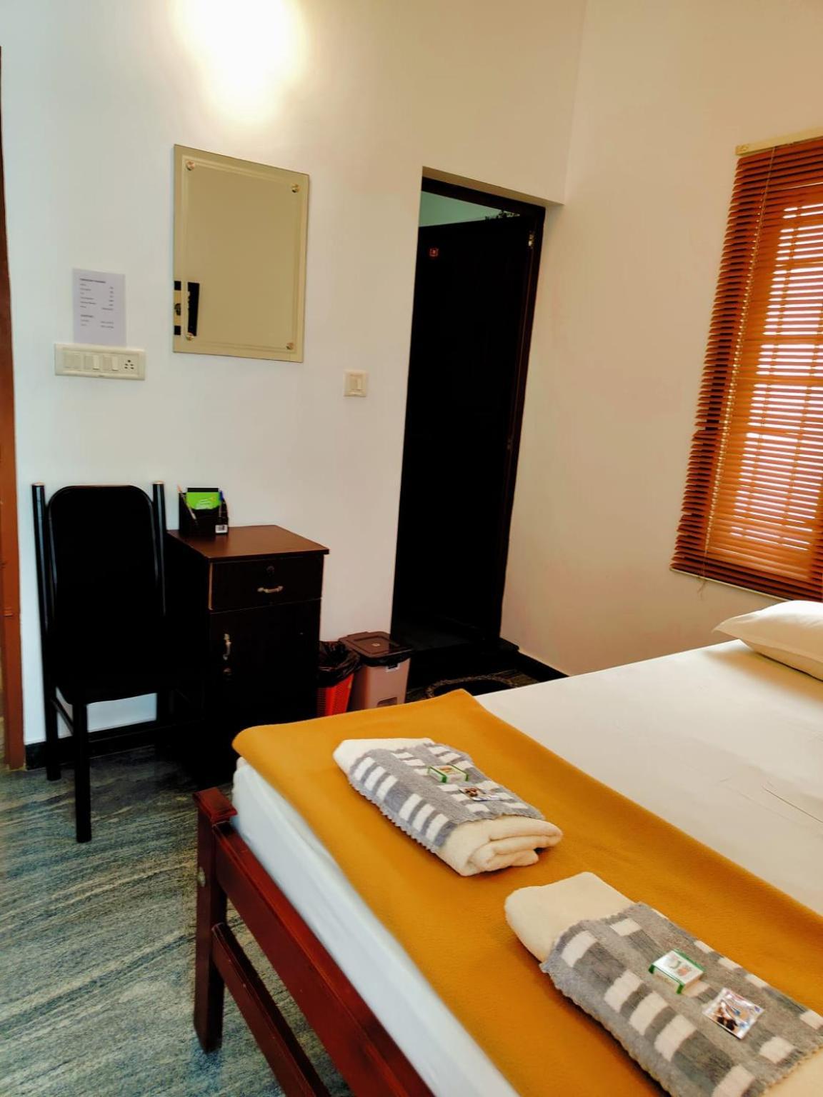 Janatha Homestay Kochi Eksteriør bilde