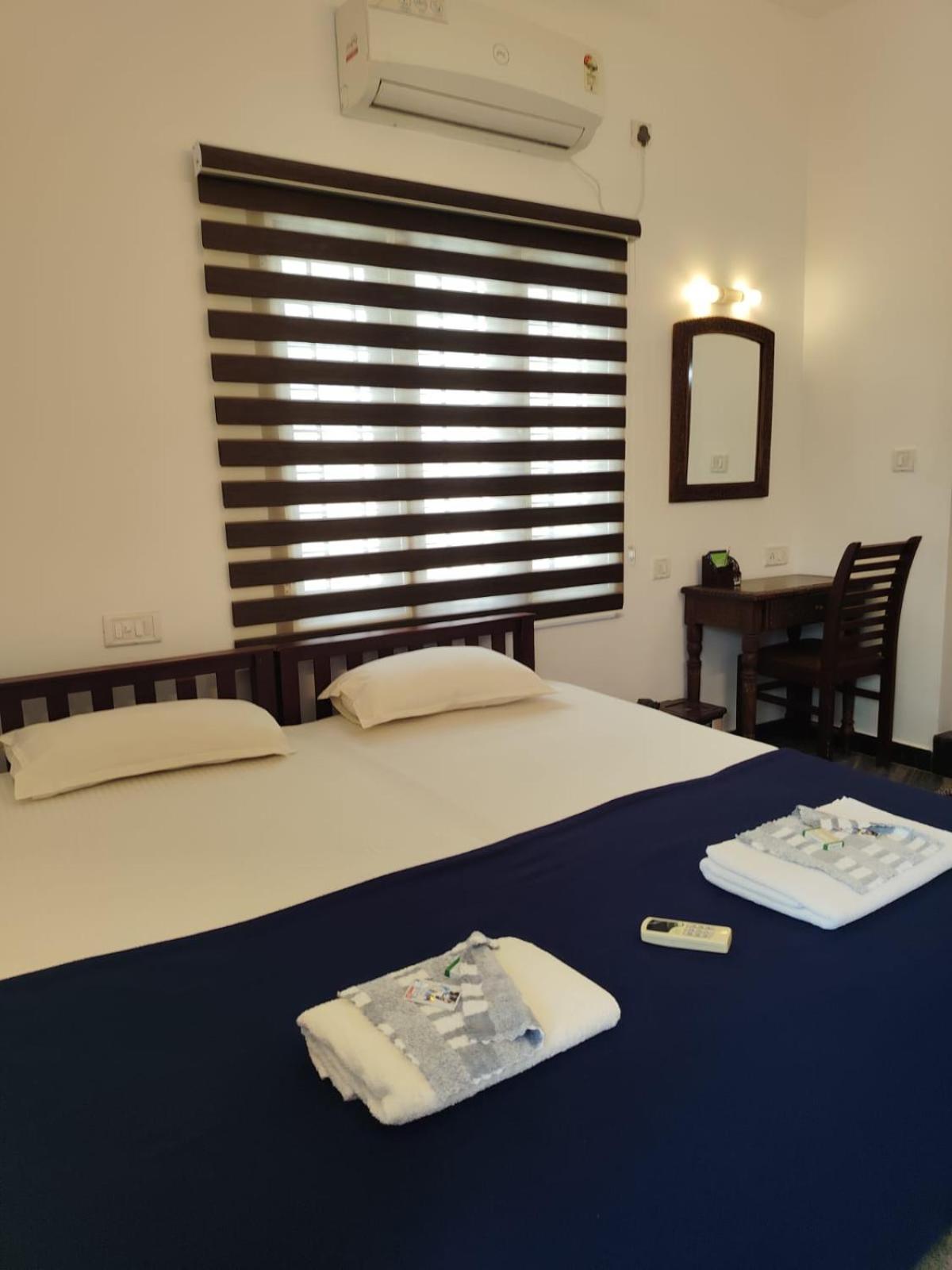 Janatha Homestay Kochi Eksteriør bilde