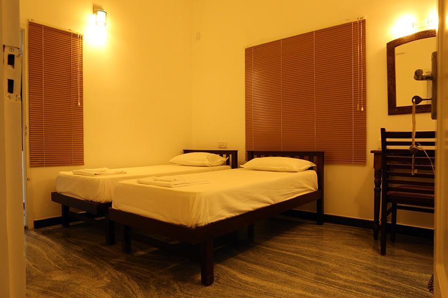 Janatha Homestay Kochi Eksteriør bilde