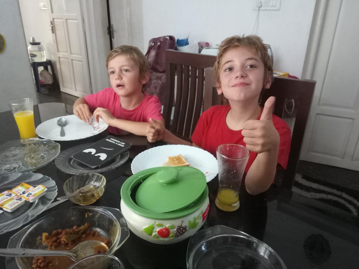 Janatha Homestay Kochi Eksteriør bilde